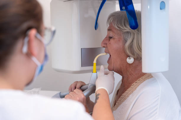 Best Emergency Dental Extractions in Carrizo Hill, TX